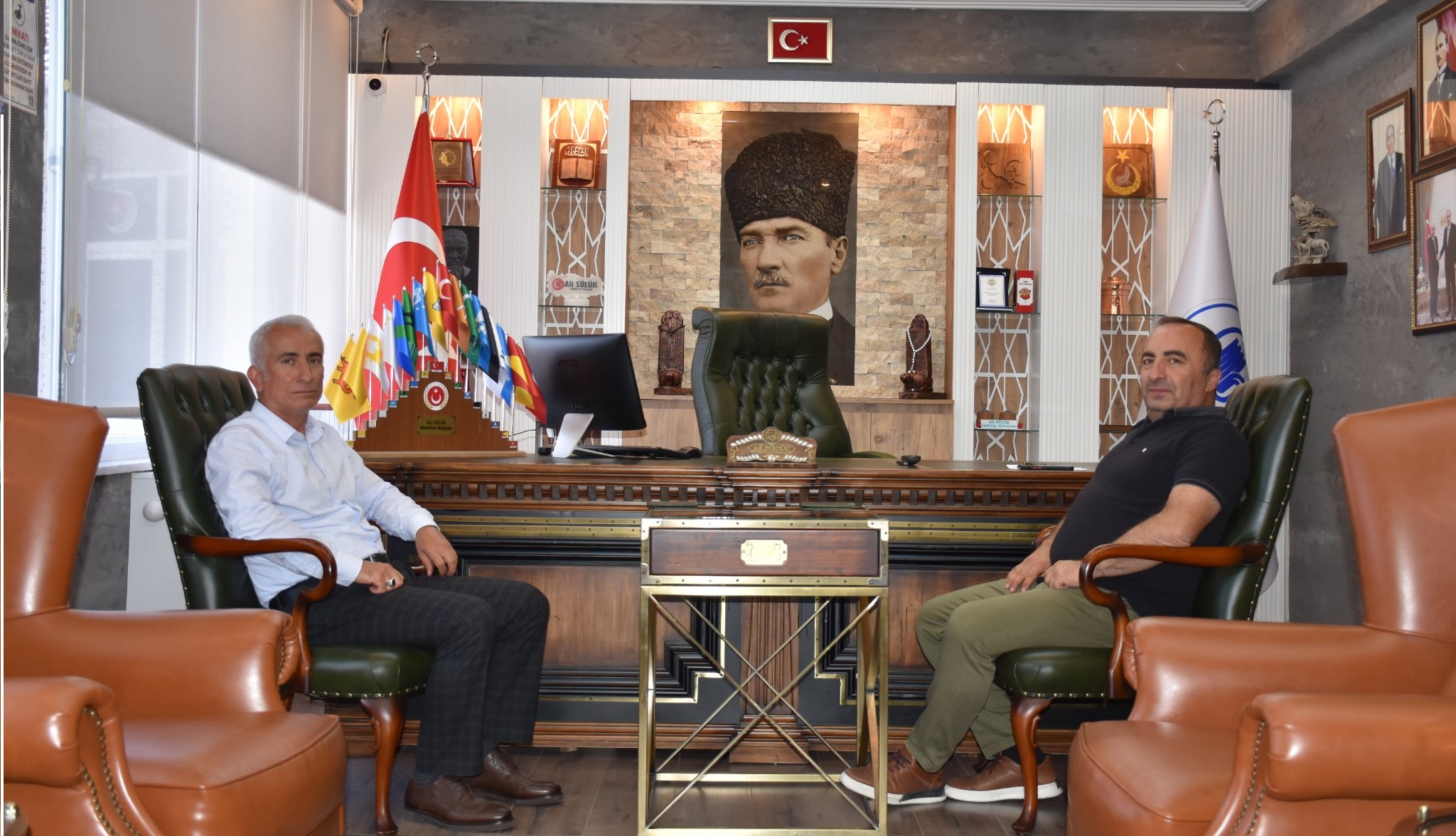 ECER’DEN BAŞKAN SÜLÜK’E NEZAKET ZİYARETİ