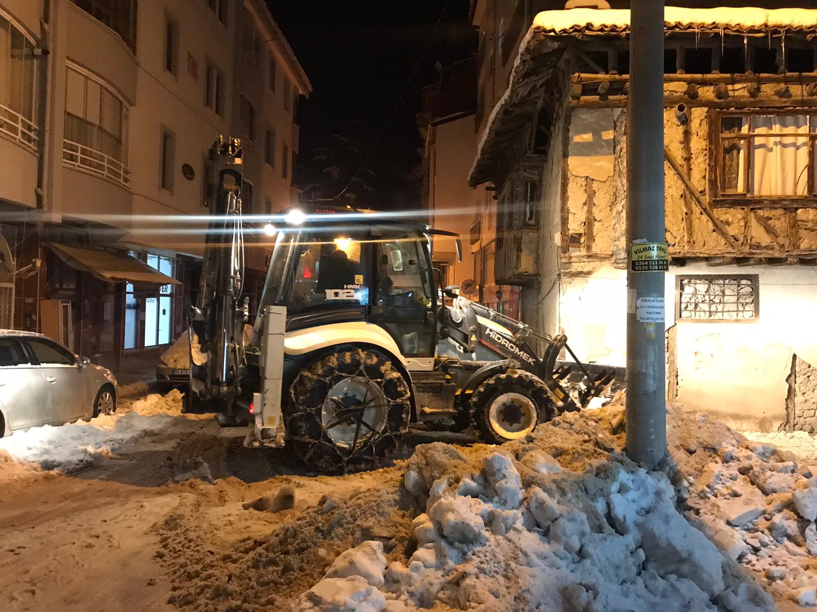 ÇALIŞMALAR TAKDİRLE KARŞILANDI