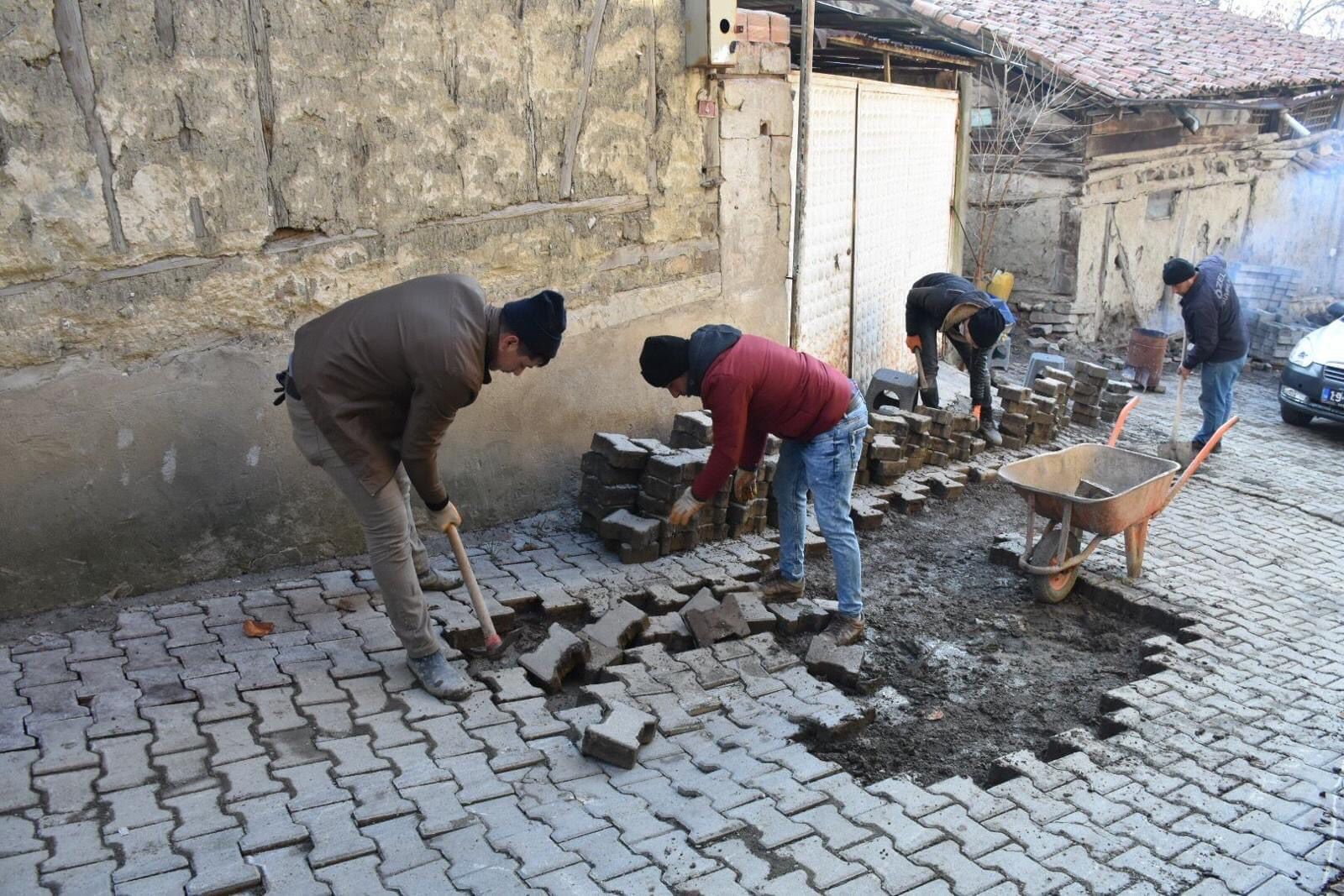 BELEDİYE ÇALIŞMALARINI HIZLANDIRDI