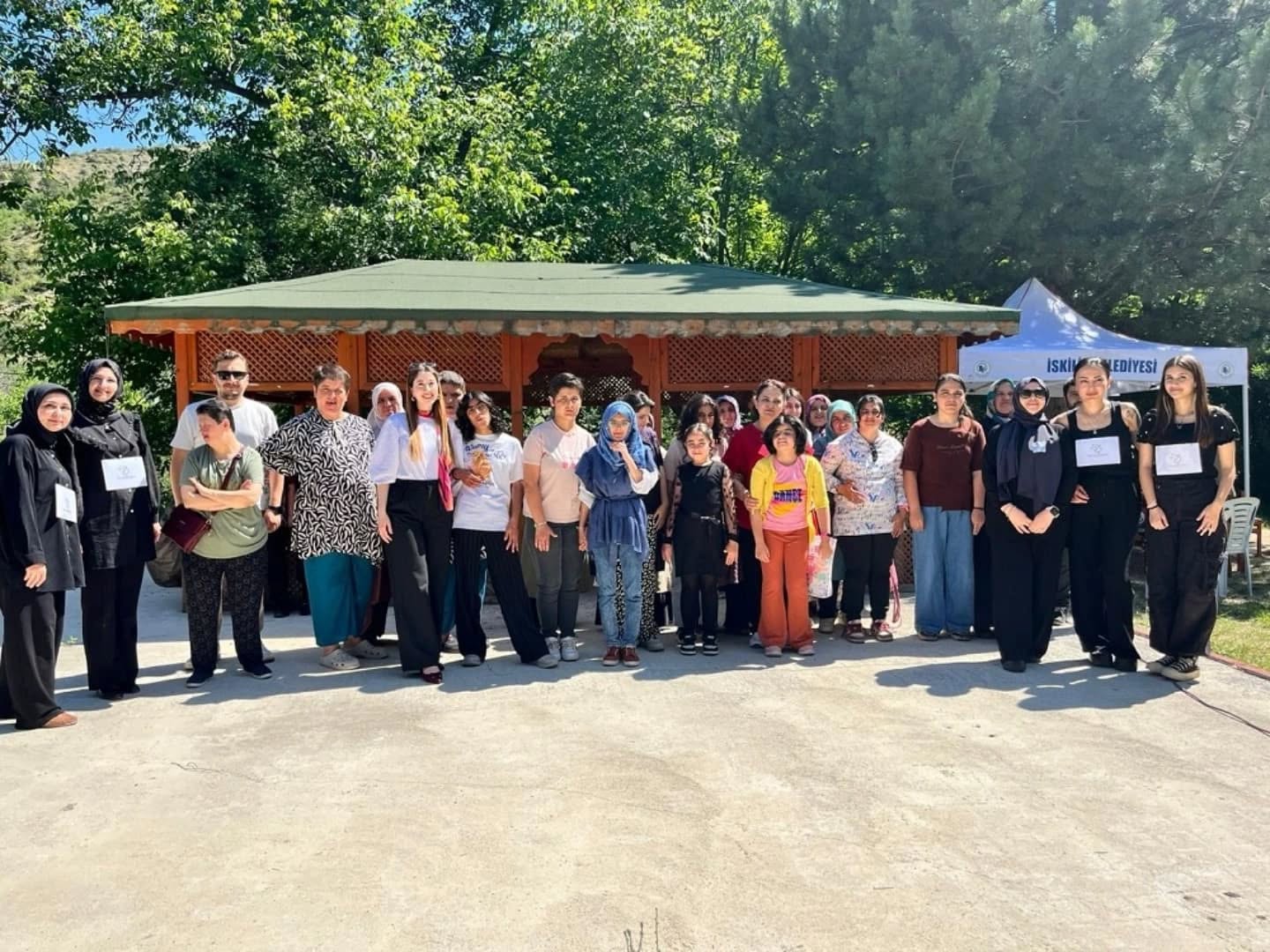 �zel Bireylere Y�nelik Sa� Kesimi ve Bak?m G�n� Etkinli?i D�zenlendi